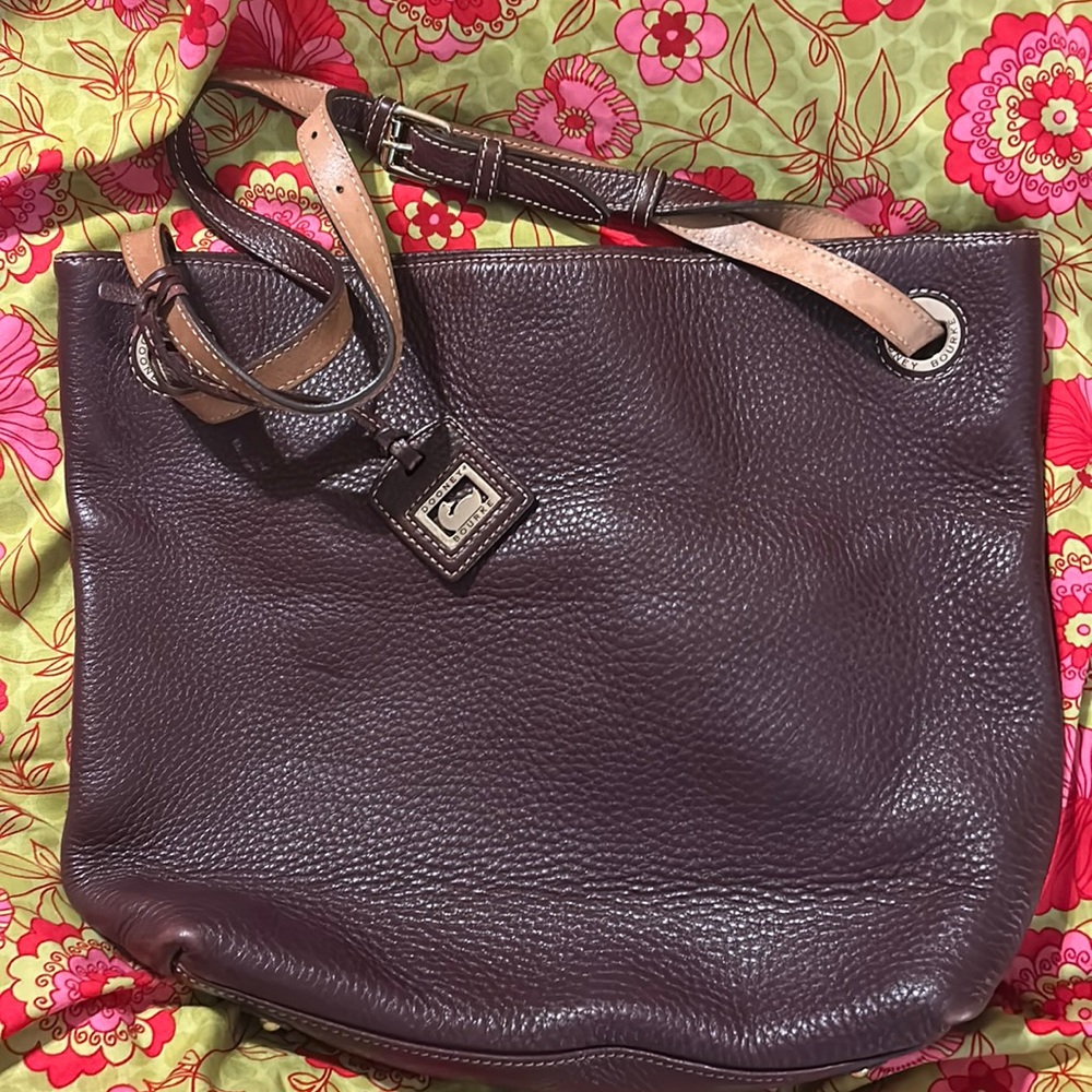 This Authentic Dooney and Bourke speaks for itself.